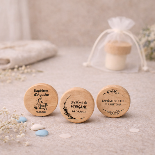 Bouchon baptême personnalisé en bois – Cadeau invité